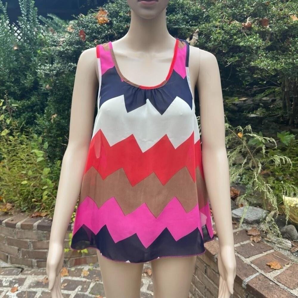 Sace Shirt Womens Small Multicolor Chevron Racerback Split Back Tank‎ Top Flowy